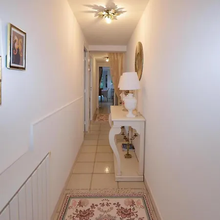 In With Wifi Apartment